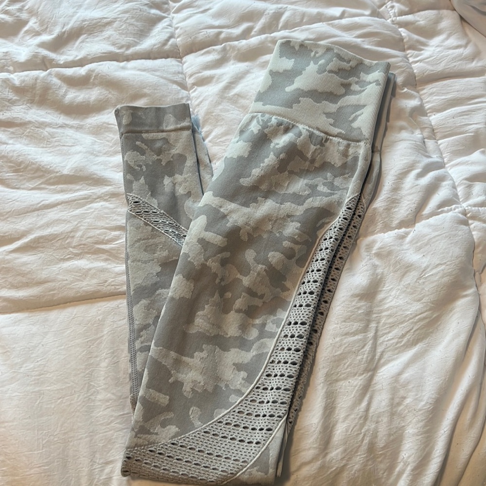 Violate the dress code leggings, worn once